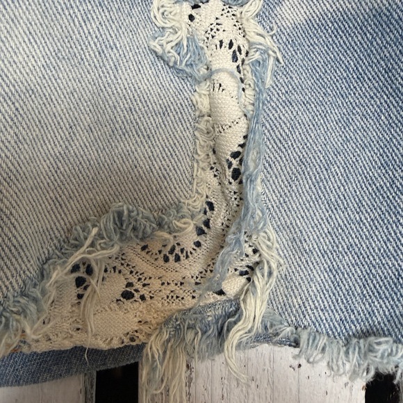 Time and Tru Light Blue Distressed Denim Jean Shorts - Picture 5 of 10